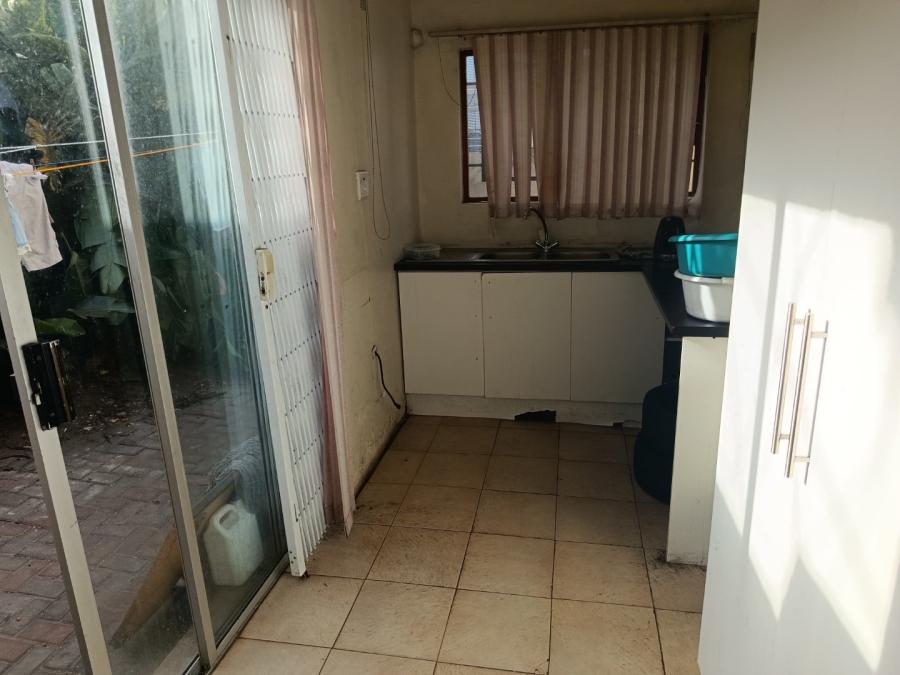 5 Bedroom Property for Sale in North End Eastern Cape